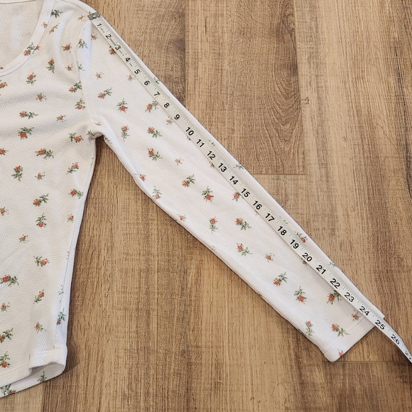 Lucky Brand Floral Waffle Knit Henley Top Women Large Cream Long Sleeve Spring - Picture 7 of 10